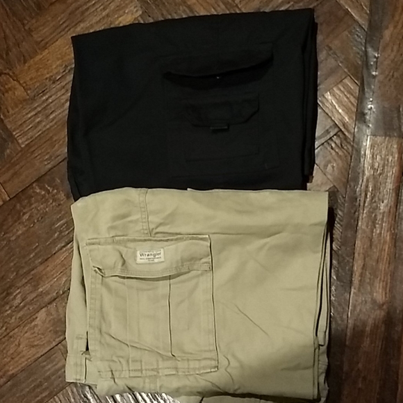 MEN'S👖2pc bundle cargo pants black and beige 👖 - Picture 6 of 7